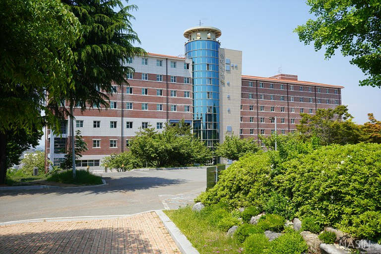 学校封面.png